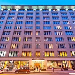 Le Square Phillips & 4*, Montreal Canada